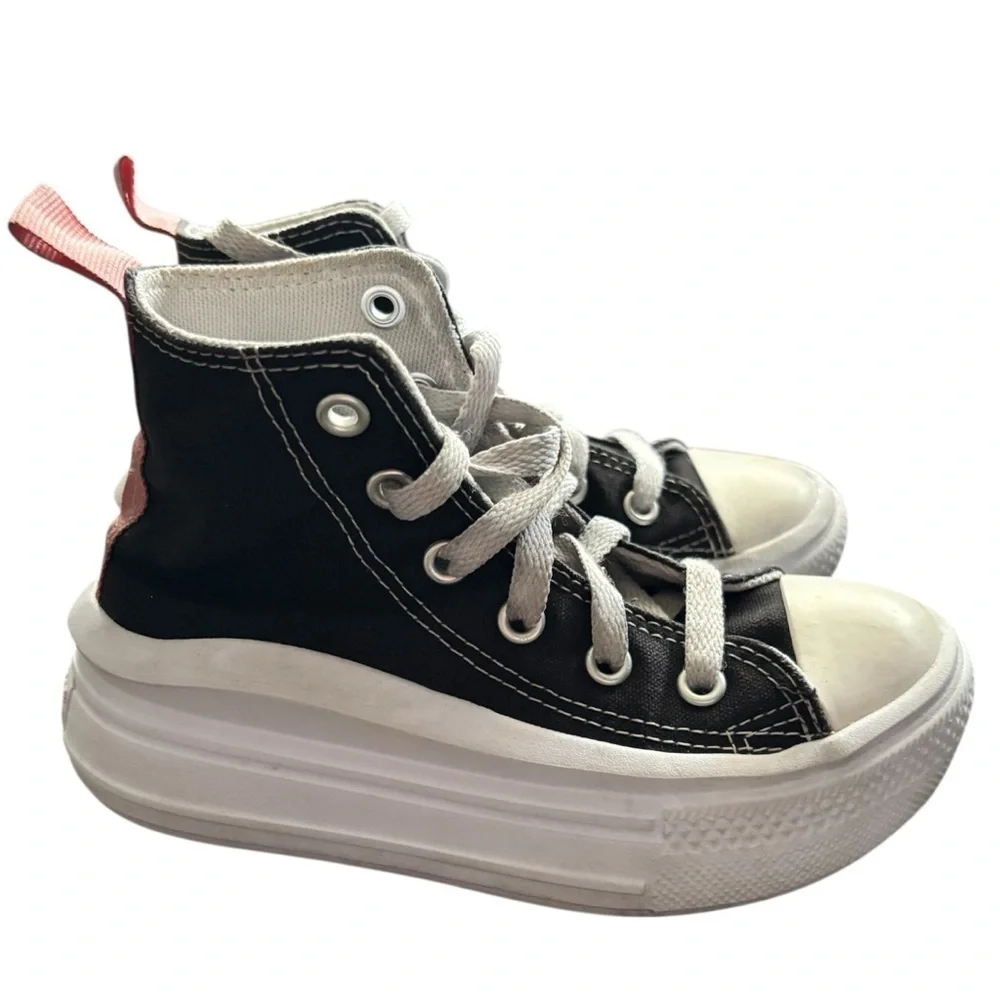 Converse Girls Black and Coral platform High-Tops Sneakers Size 11